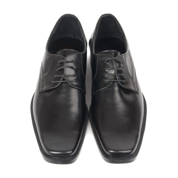 zapatos negros